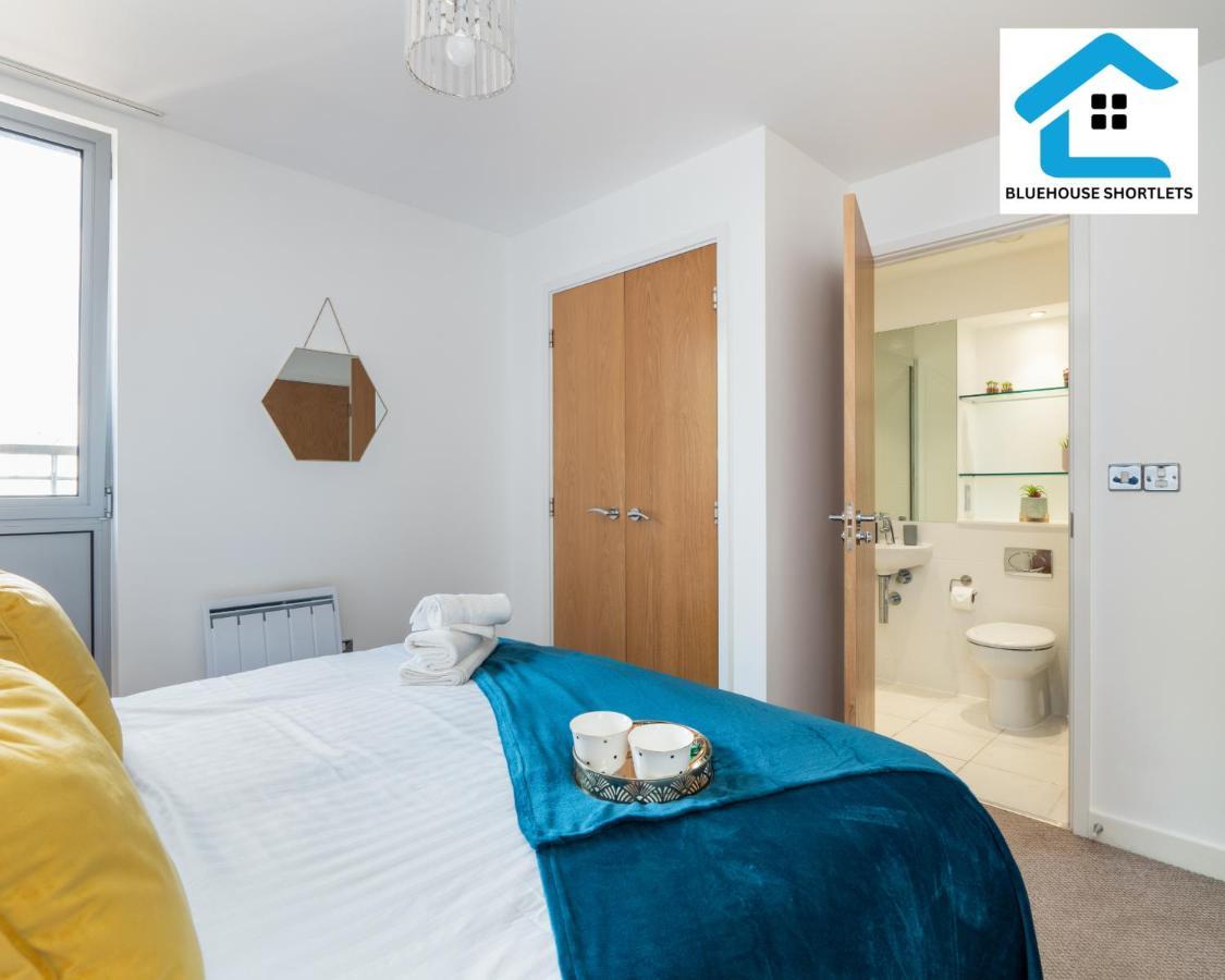 Great Price Ideal Location Near Gunwharf Quays By Blue House Short Lets Portsmouth With Free Parking Екстериор снимка