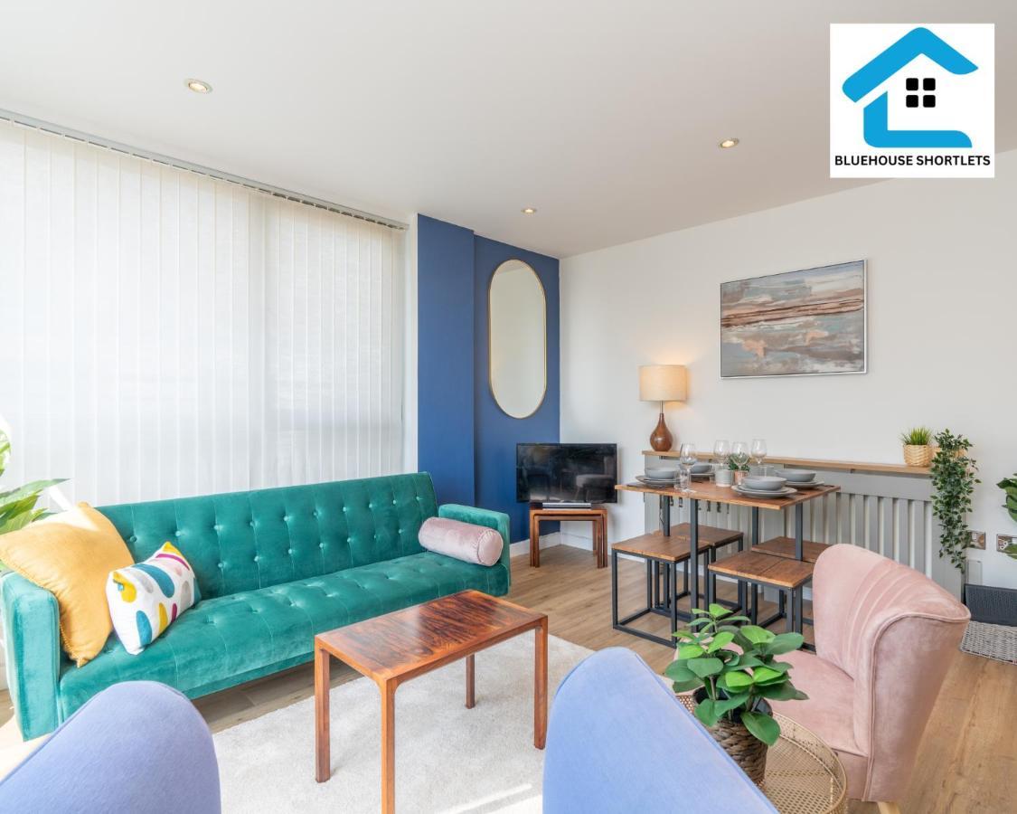 Great Price Ideal Location Near Gunwharf Quays By Blue House Short Lets Portsmouth With Free Parking Екстериор снимка